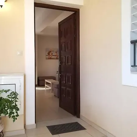 New, Modern, Bright And Independent 83 M2, With Garden, 5min To The And The Center Appartement