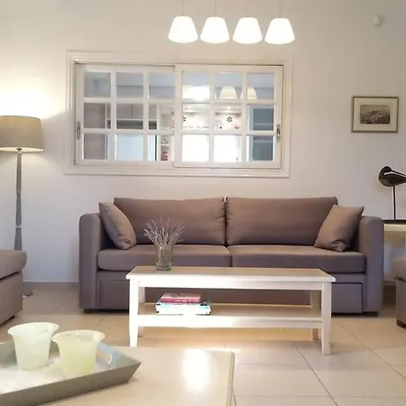 New, Modern, Bright And Independent 83 M2, With Garden, 5min To The And The Center Kalamata