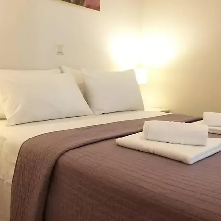 New, Modern, Bright And Independent 83 M2, With Garden, 5min To The And The Center * Kalamata