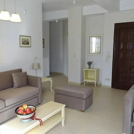 New, Modern, Bright And Independent 83 M2, With Garden, 5min To The And The Center *