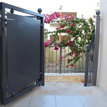 Appartement New, Modern, Bright And Independent 83 M2, With Garden, 5min To The And The Center