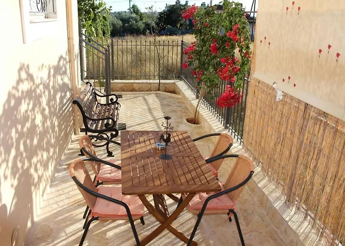 Modern And Independent 83 M2, With Garden, 5min To The And The Center * Kalamata