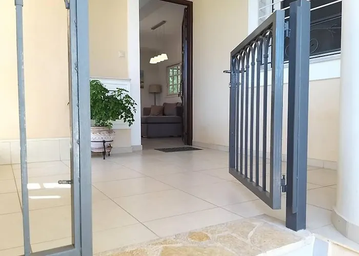 Modern And Independent 83 M2, With Garden, 5min To The And The Center