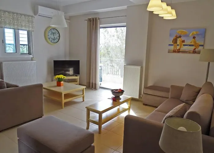 شقة Modern And Independent 83 M2, With Garden, 5min To The And The Center *
