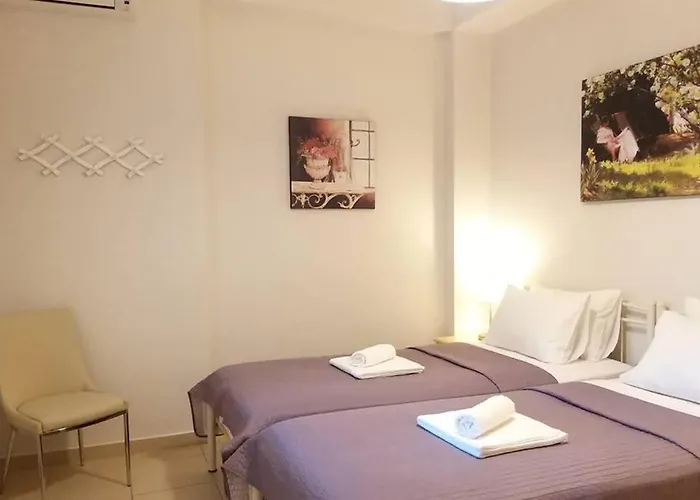 Modern And Independent 83 M2, With Garden, 5min To The And The Center * Kalamáta