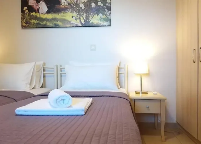 Modern And Independent 83 M2, With Garden, 5min To The And The Center Apartman Kalamáta